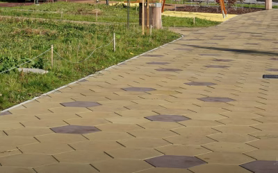 Walkways & Pathways